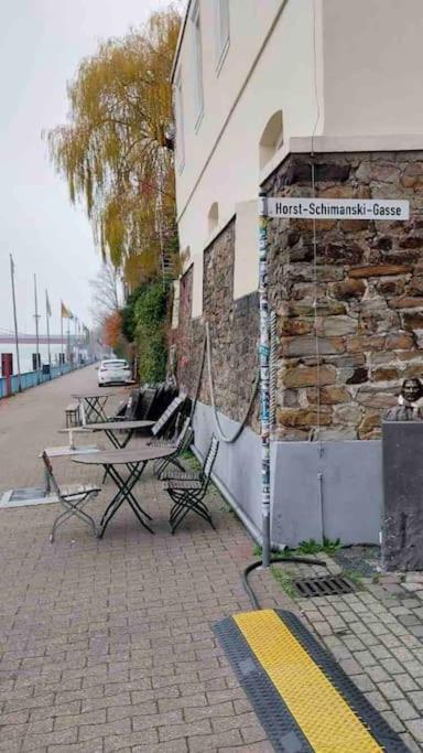 Toll Apartment Am Rhein Netflix Internet 1000 Mbits, Free Parking Duisburg Exterior foto